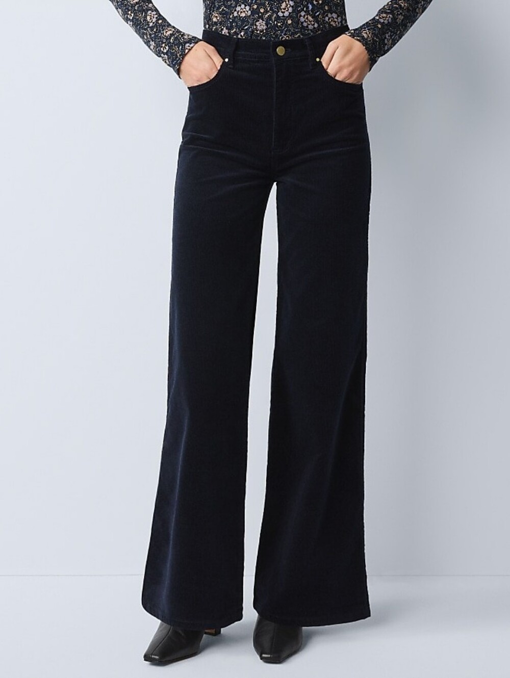 Ann Taylor Petite Weekend Wide-Leg Corduroy Pant in Night Sky Size 2P